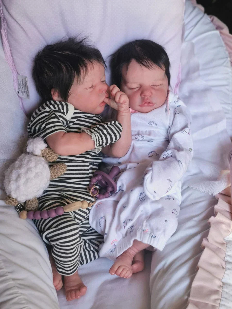 Bebé Reborn Gêmeos • Menina & Menino • BrinqueTudo