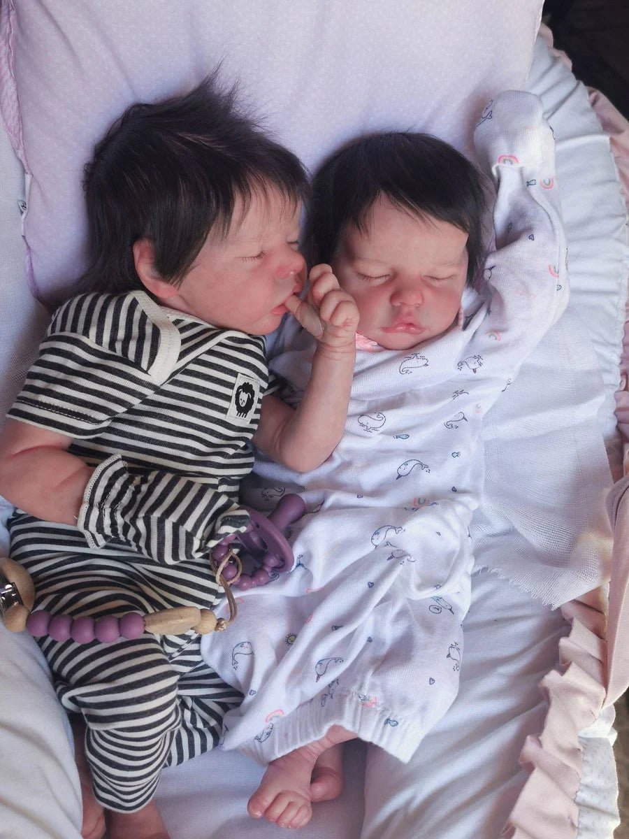 Bebé Reborn Gêmeos • Menina & Menino • BrinqueTudo